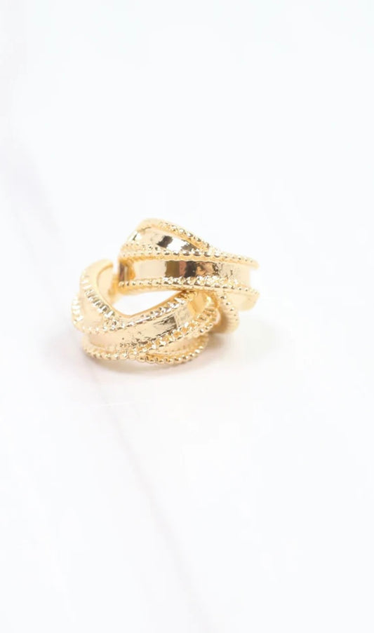 Caroline Hill | 
Tawny Hoop Earring Gold